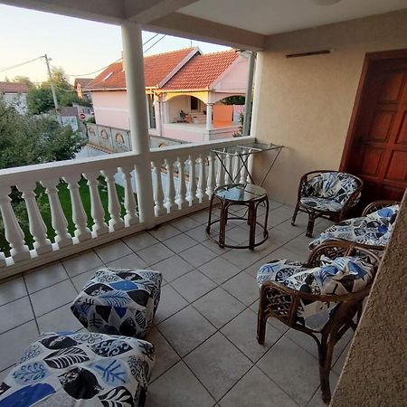 Plavi Apartman Airport Belgrade Exterior photo